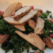 Chilichickensalade met boerenkool