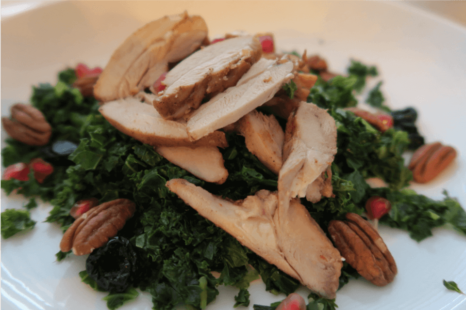 Chilichickensalade met boerenkool