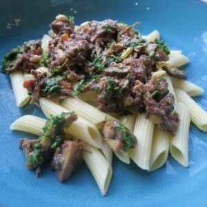 Stracotto met penne en gremolata