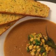 Mexicaanse pompoensoep met homemade cornbread