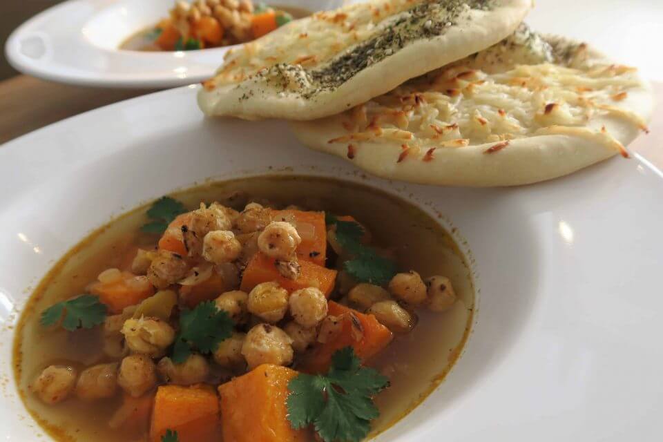 Pompoensoep met kikkererwten