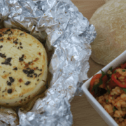 Gemarineerde feta uit de oven met kisir