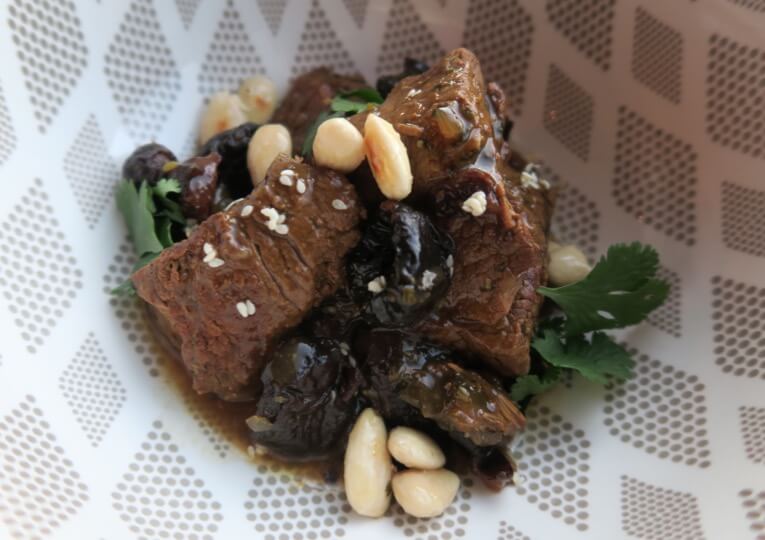 Rundertajine met pruimen