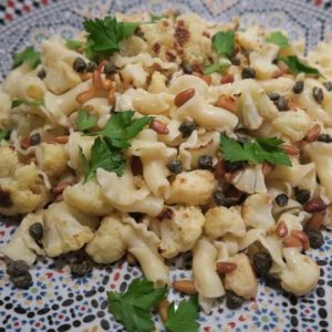 Pasta met geroosterde bloemkool
