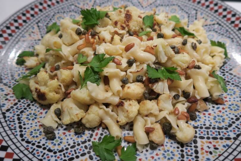 Pasta met geroosterde bloemkool