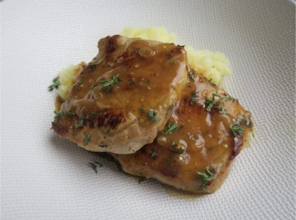 Karbonade met mosterdjus